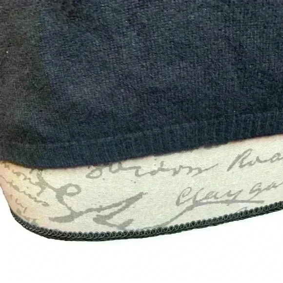 GUCCI ITALY 100% Cashmere Sweater Vest. Ladies Small. Black - Picture 6 of 13